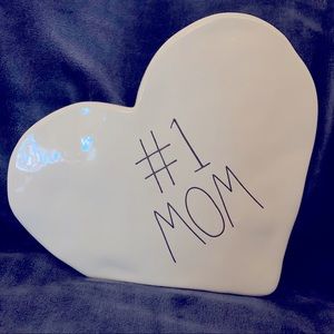 *NEW* Rae Dunn Porcelain #1 MOM Heart 🤍